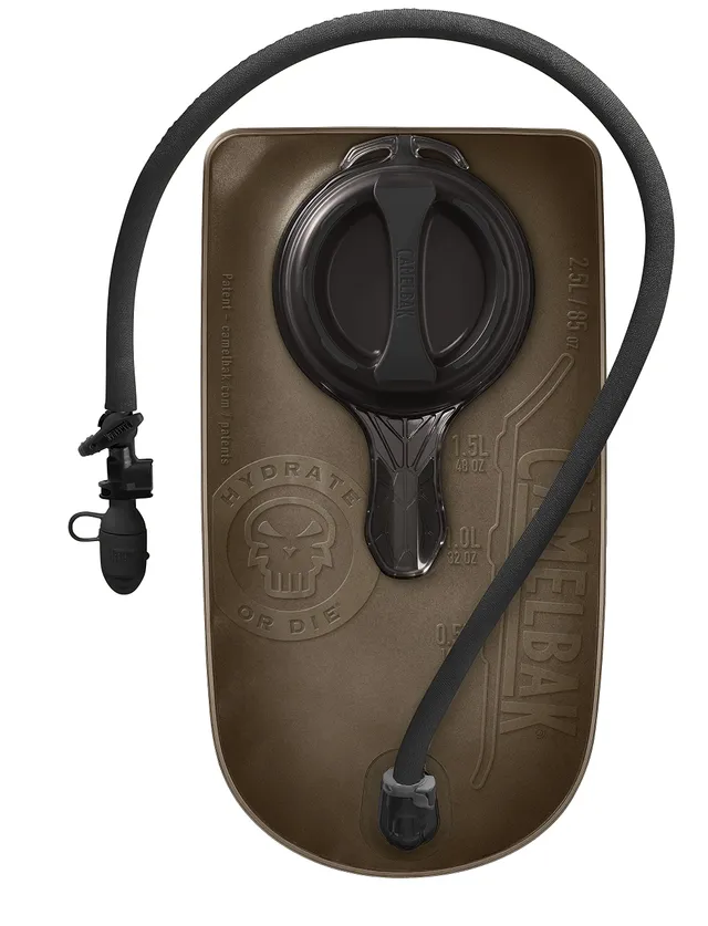 camelbak-mil-spec-crux-hydration-reservoir-with-tube-cover-2-5l-85oz image 1