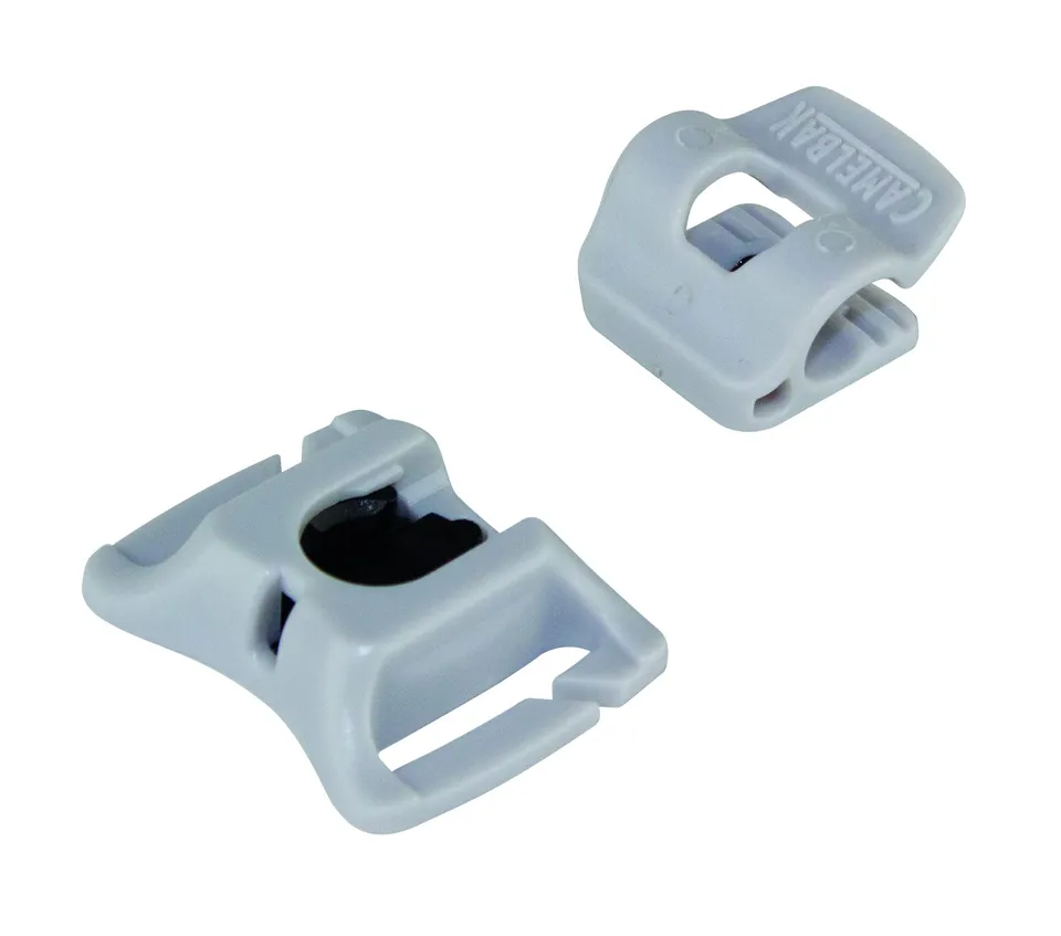 camelbak-magnetic-tube-trap-secure-magnetic-drink-tube-holder-for-hydration-pack image 1