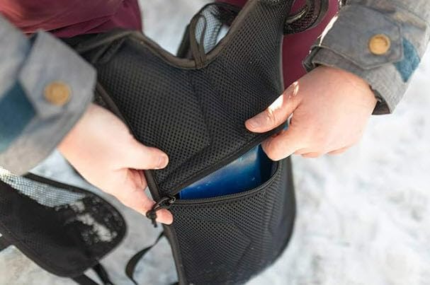 camelbak-bootlegger-snow-hydration-pack image 7