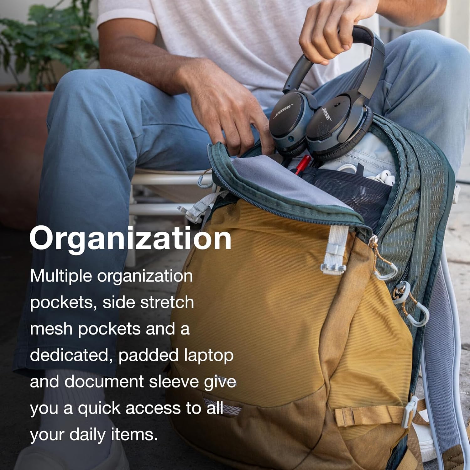 osprey-nebula-32-commuter-backpack-laptop-sleeve-water-bottle-pockets image 4