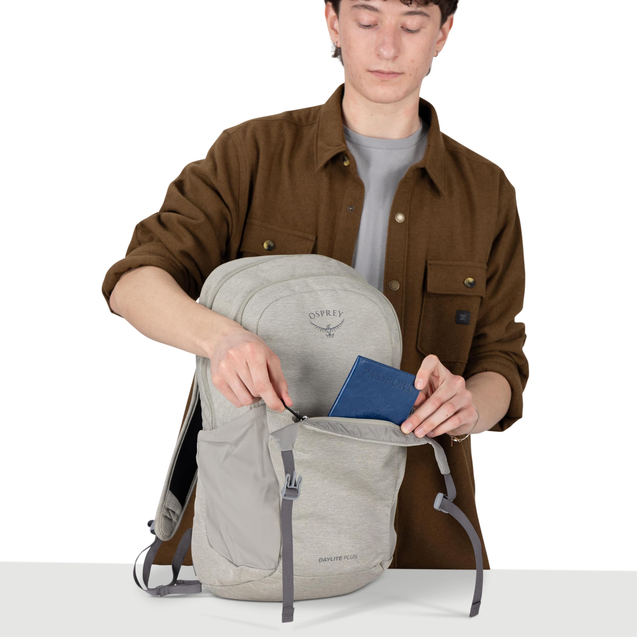 osprey-daylite-plus-driftshade-grey-wolf image 6