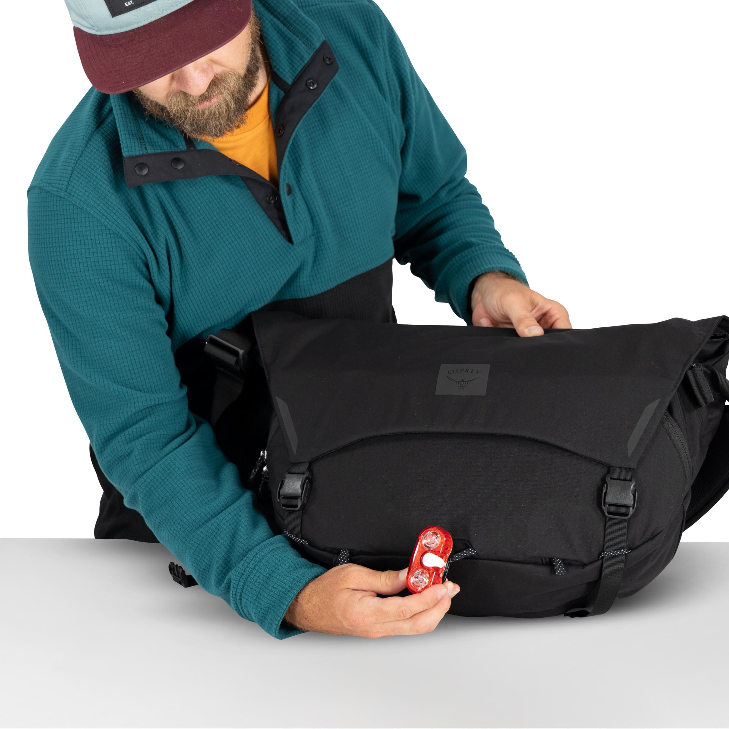 osprey-metron-18l-commuter-bike-messenger-bag image 2