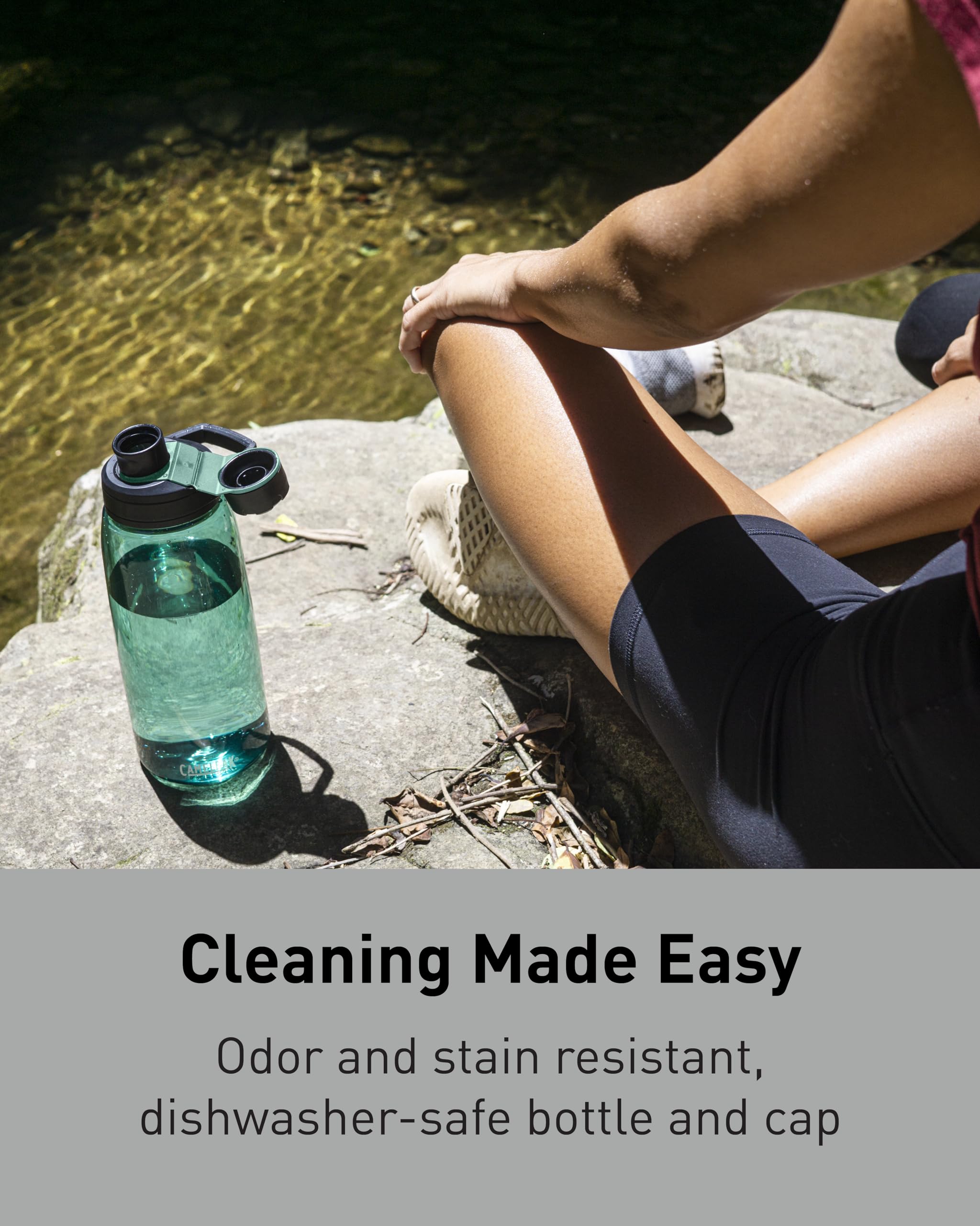 camelbak-chute-mag-water-bottle-with-magnetic-leak-resistant-cap-tritan-renew-25 image 7