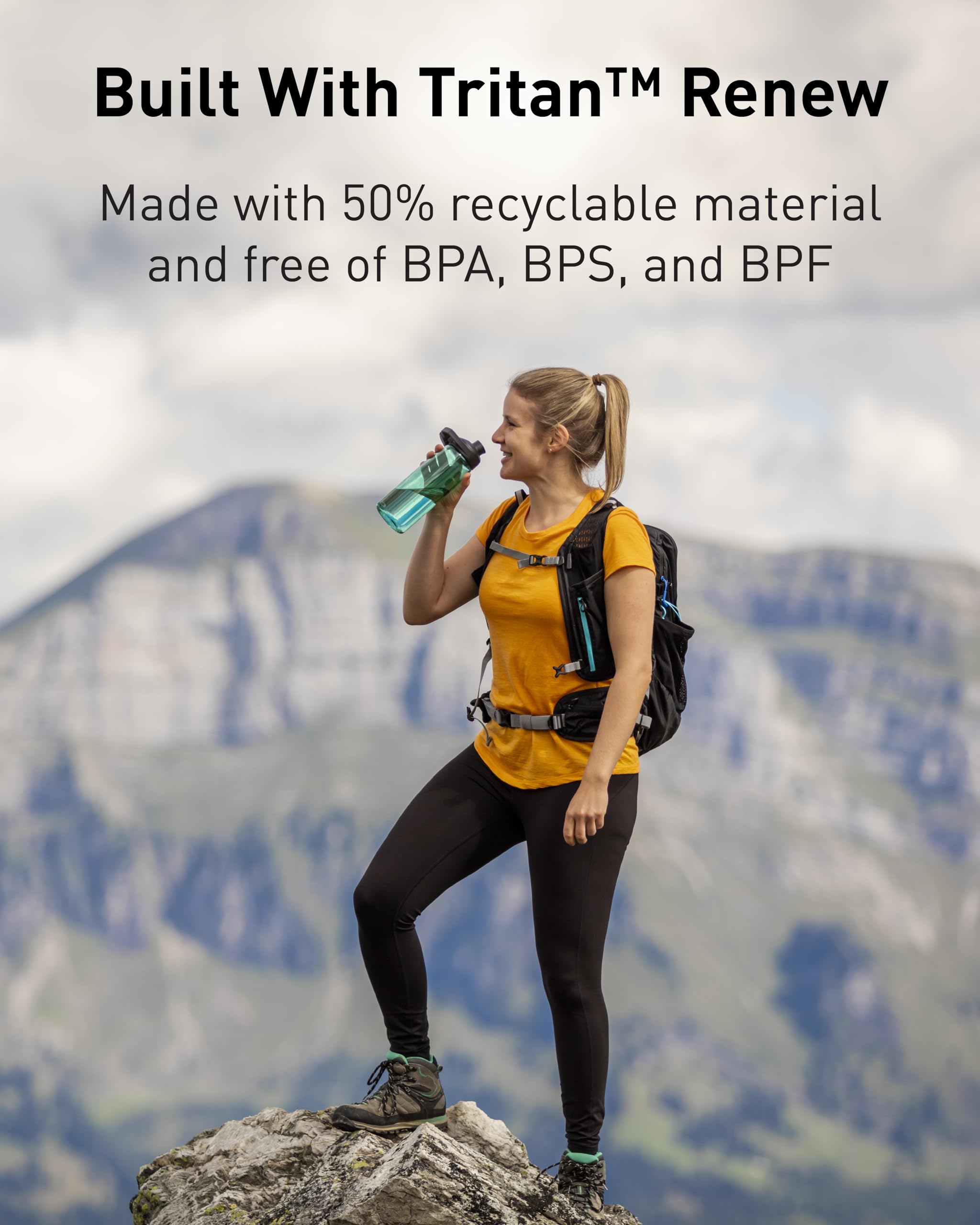 camelbak-chute-mag-water-bottle-with-magnetic-leak-resistant-cap-tritan-renew-25 image 3
