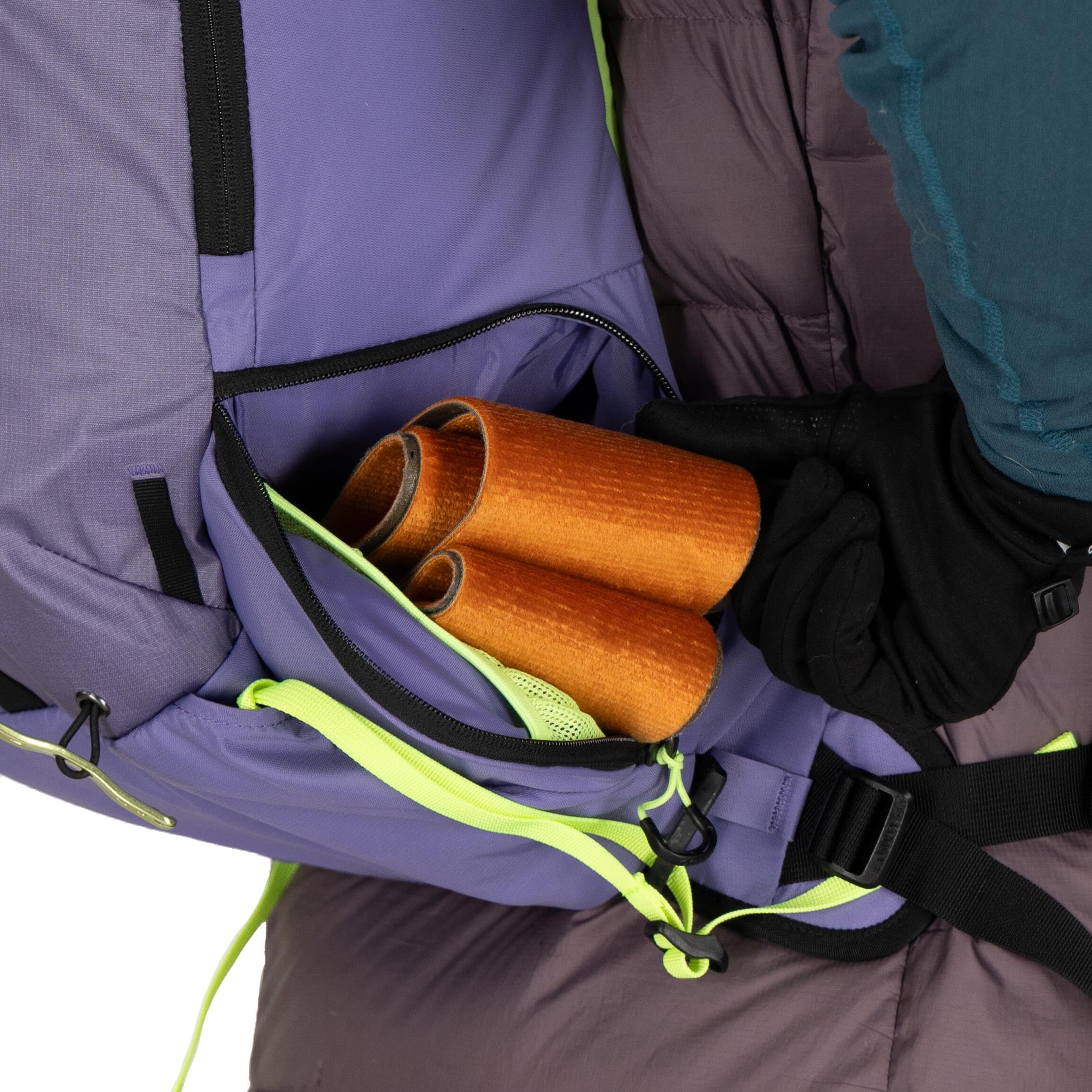 osprey-firn-18l-ski-and-snowboard-backpack image 7